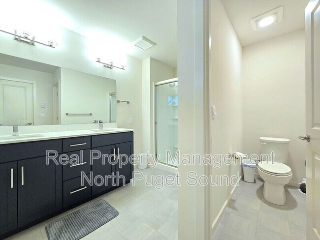 Building Photo - 17417 W Main St