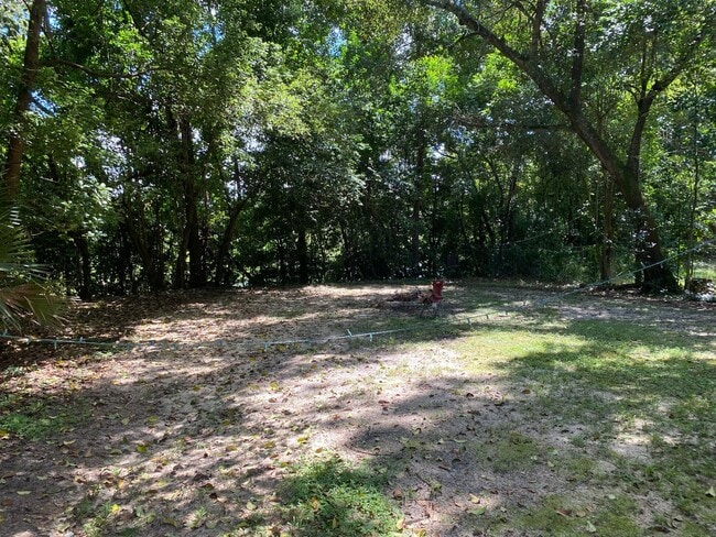 Building Photo - 1509 Mayhew St