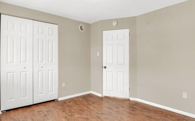 Building Photo - Coming Soon! Charming 2 Bedroom, 1 Bath Ho...