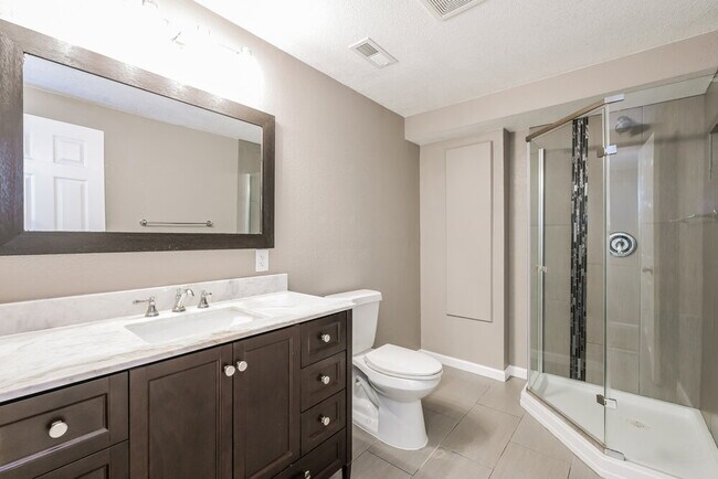 Building Photo - 11224 Jordan Ct