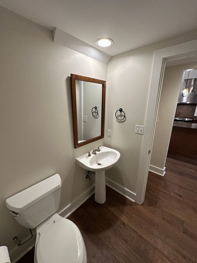 Building Photo - Desirable Nettleton rare vacancy2 Bd  2.5 baths, 2 parking space are included one in covered gara...