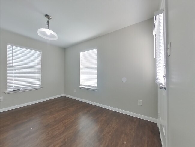 Building Photo - 21407 Jamals Way