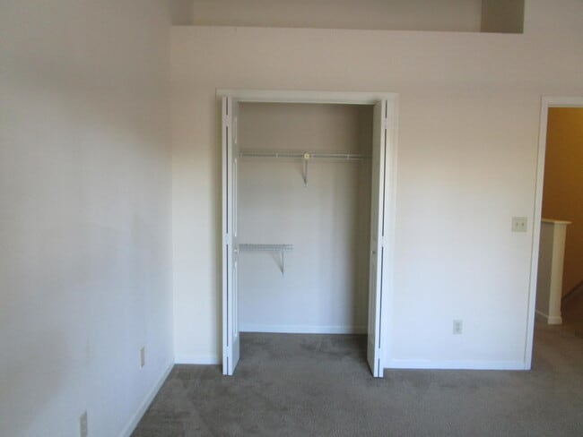 Building Photo - 645 Archdale Dr