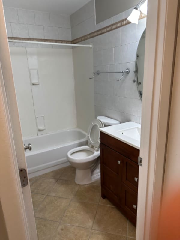 Building Photo - 641 Wilbur Ct