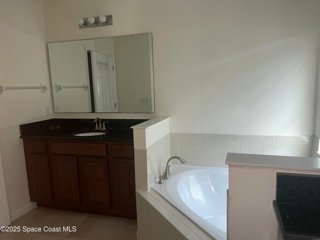 Building Photo - 1343 Musgrass Cir