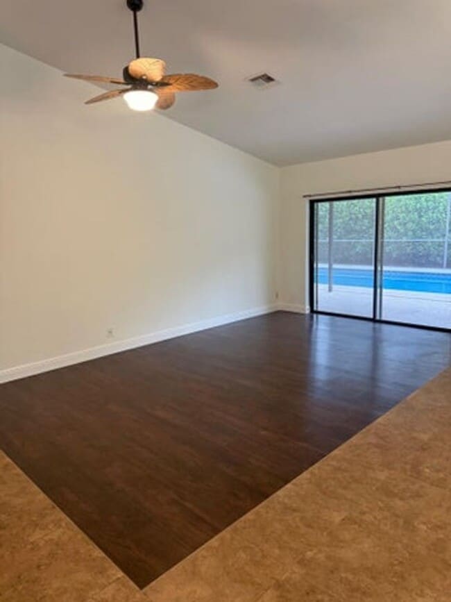Building Photo - 20834 Sugarloaf Ln