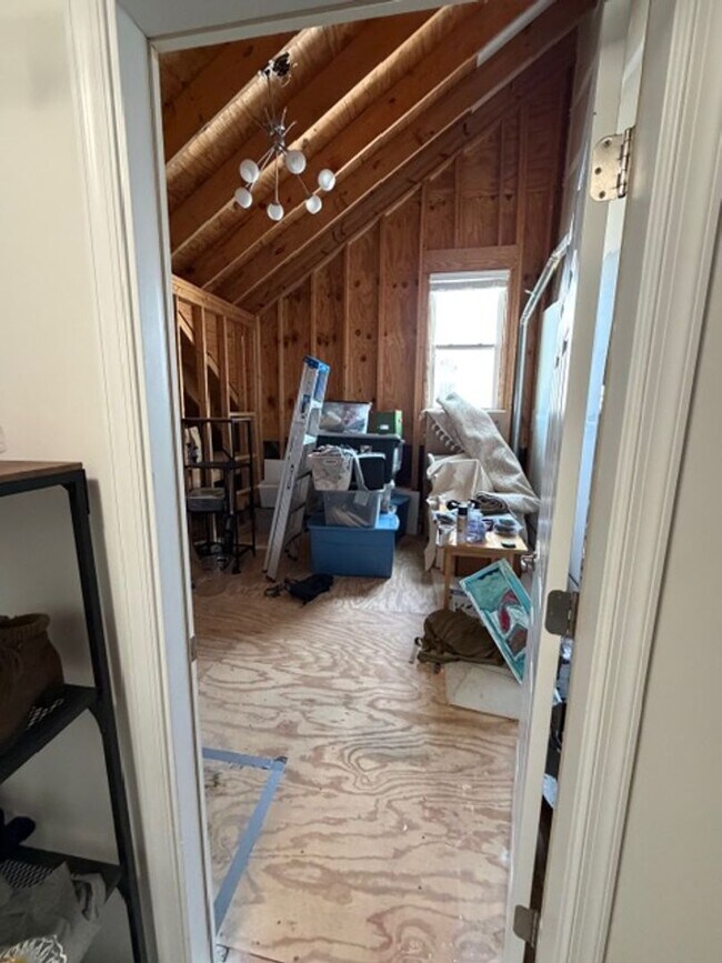 Building Photo - 2308 Beach Haven Dr