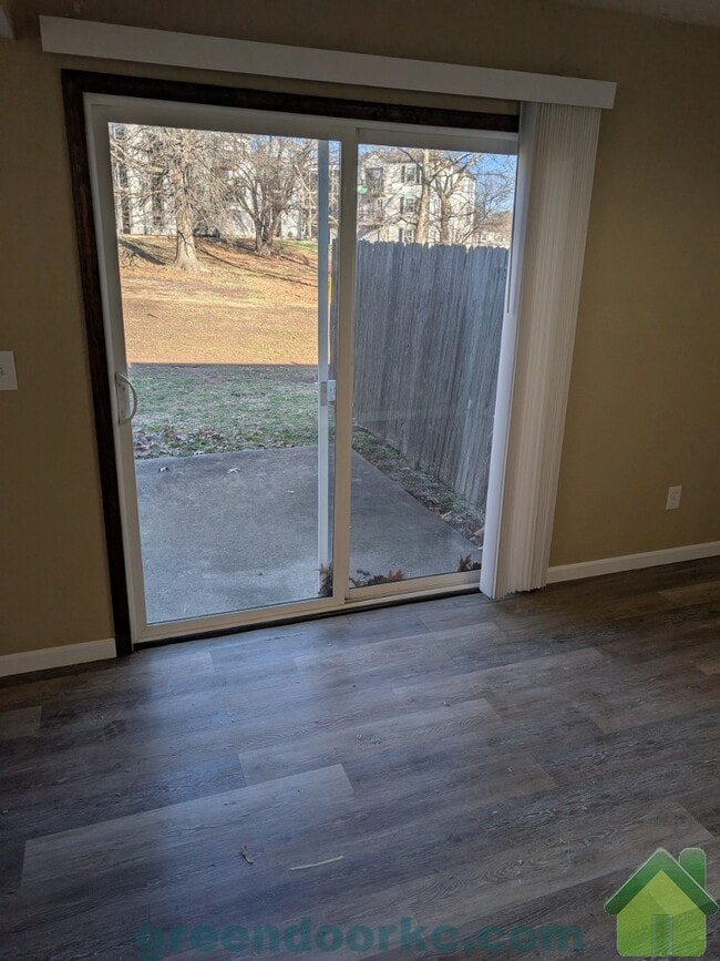 Building Photo - 16510 W 141st St