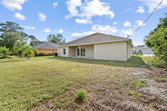 Building Photo - 531 Topeka Rd SW