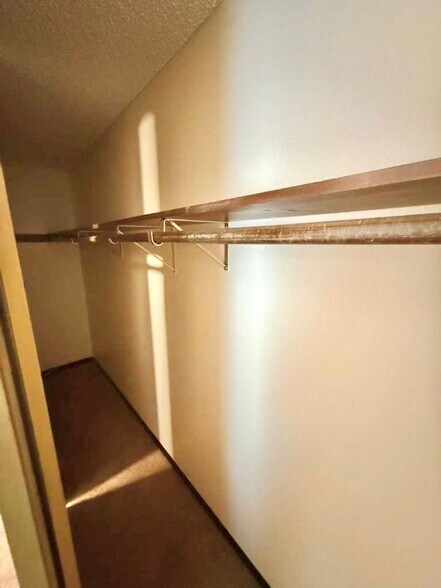 Building Photo - 18524 TM JD GISZ LLC
