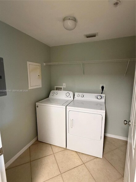 Building Photo - 6482 Emerald Dunes Dr