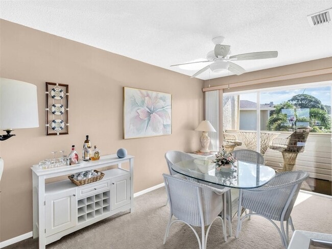 Building Photo - 656 Windrush Bay Dr