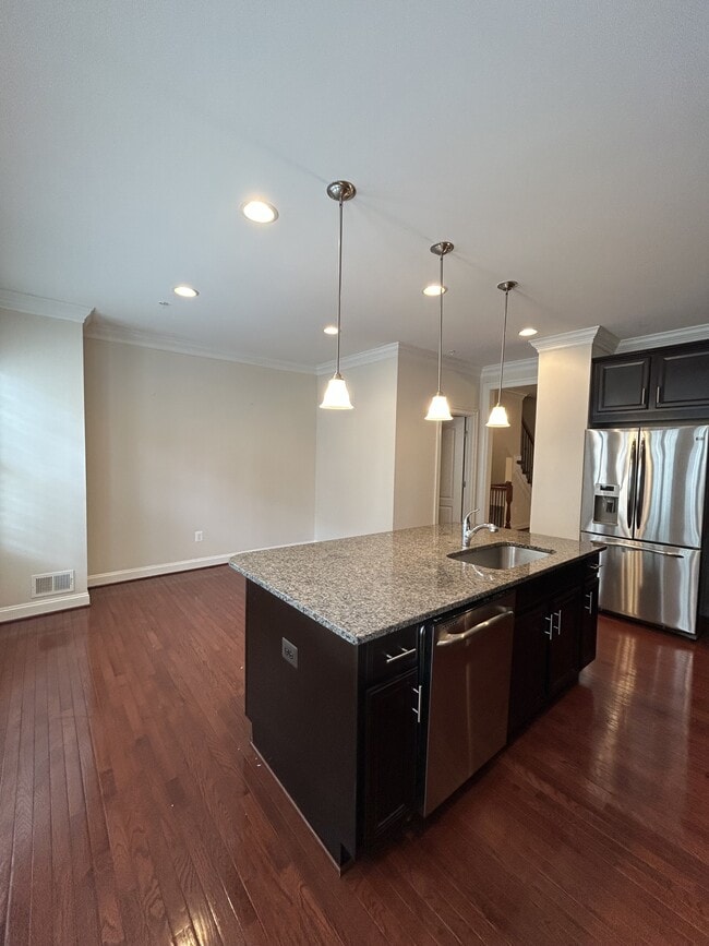 Building Photo - 617 Sprintsail Way