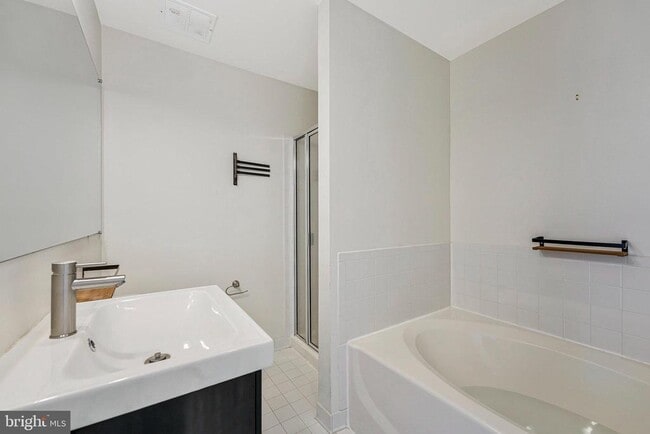 Building Photo - 4130 Monument Ct