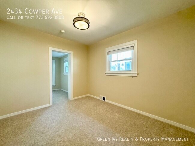 Building Photo - 2434 Cowper Ave