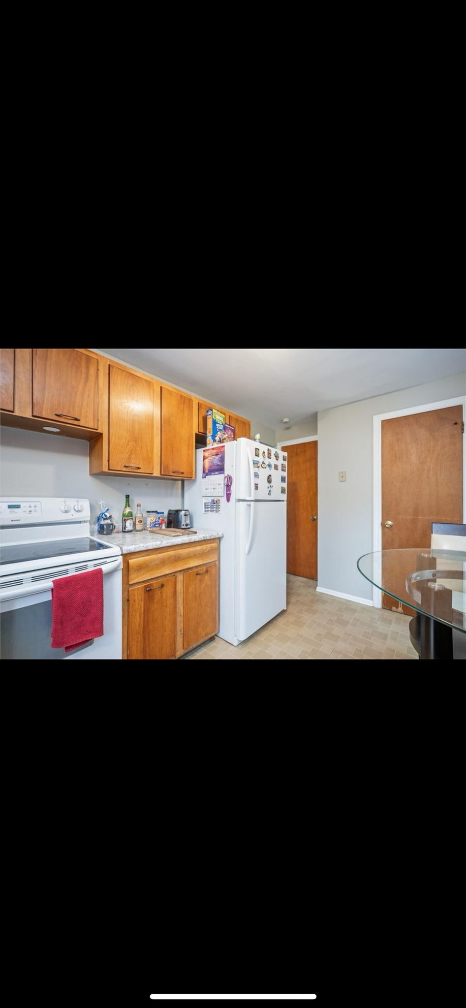 Kitchen - 29-31 Packet Boat Dr
