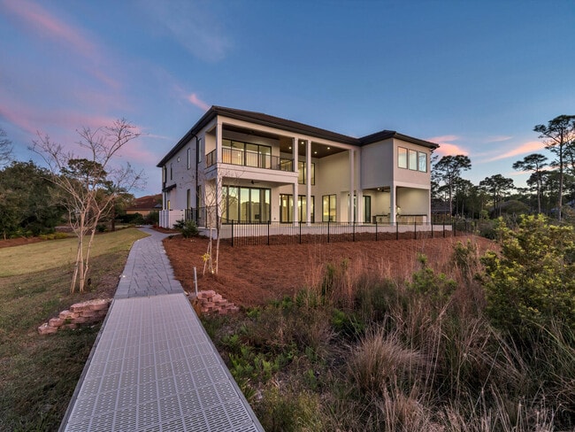 Building Photo - 330 Kelly Plantation Dr