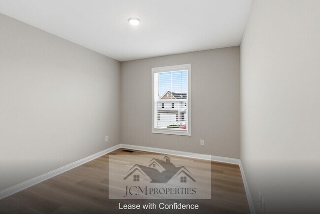 Building Photo - 108 Lambert Fld