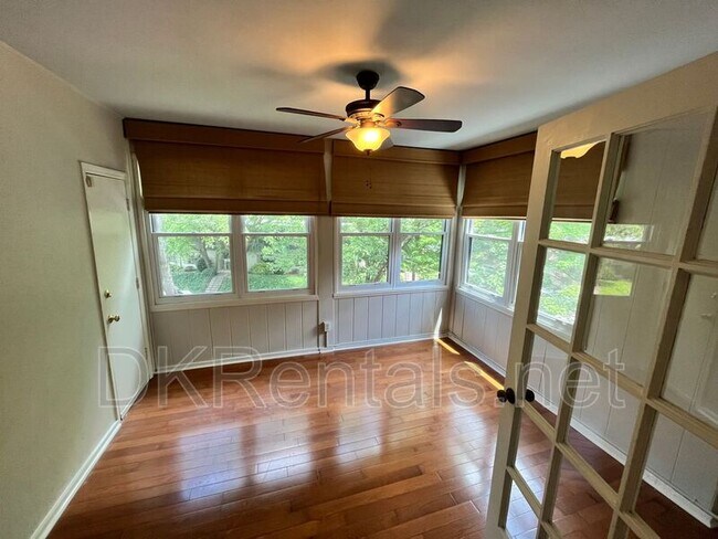 Building Photo - 82 Montre Square NW