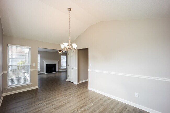 Building Photo - 5651 Eagles Feather Ln