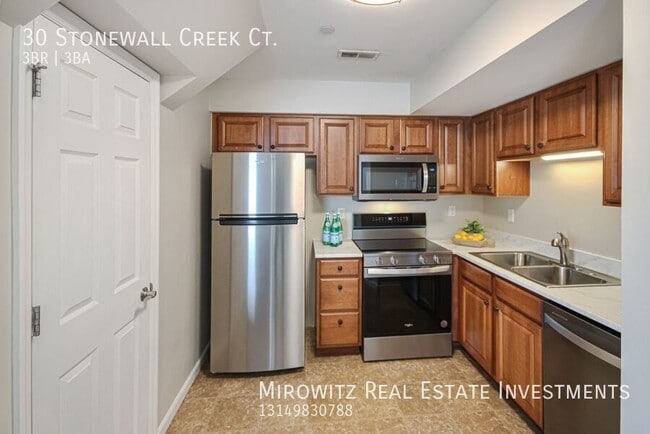 Building Photo - 30 Stonewall Creek Ct
