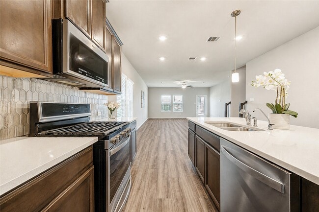 Building Photo - 1218 Glendora Dr