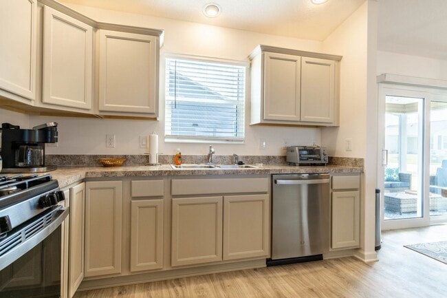 Building Photo - M316 Klamut (VSC-10/%)