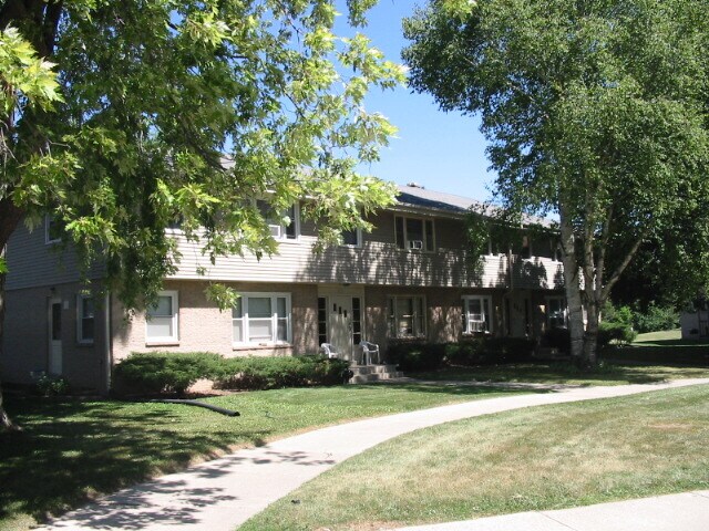 Building Photo - 5876 Tower Rd