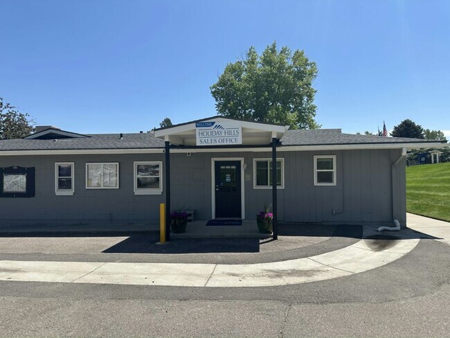 Building Photo - 1801 W 92nd Ave