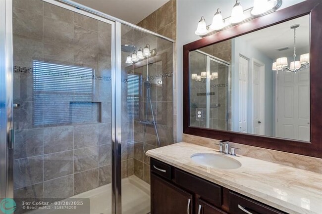 Building Photo - 8127 Rainforest Jasper Ln