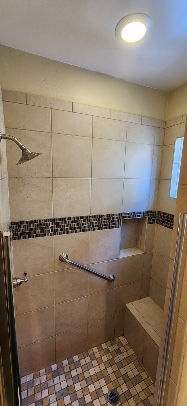 Building Photo - 2490 W Pollo Cir