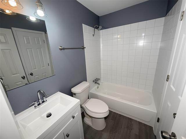 Building Photo - 1900 W Taylor St