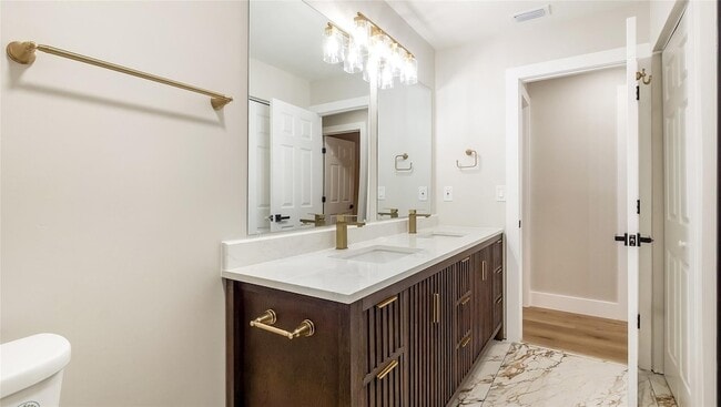 Building Photo - 6411 NW 54th Dr