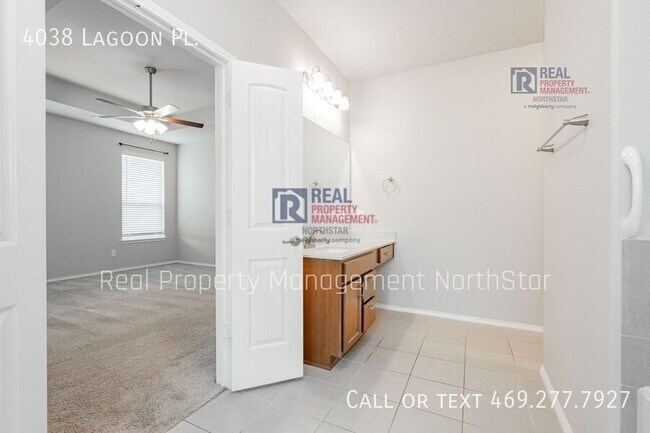 Building Photo - 4038 Lagoon Pl