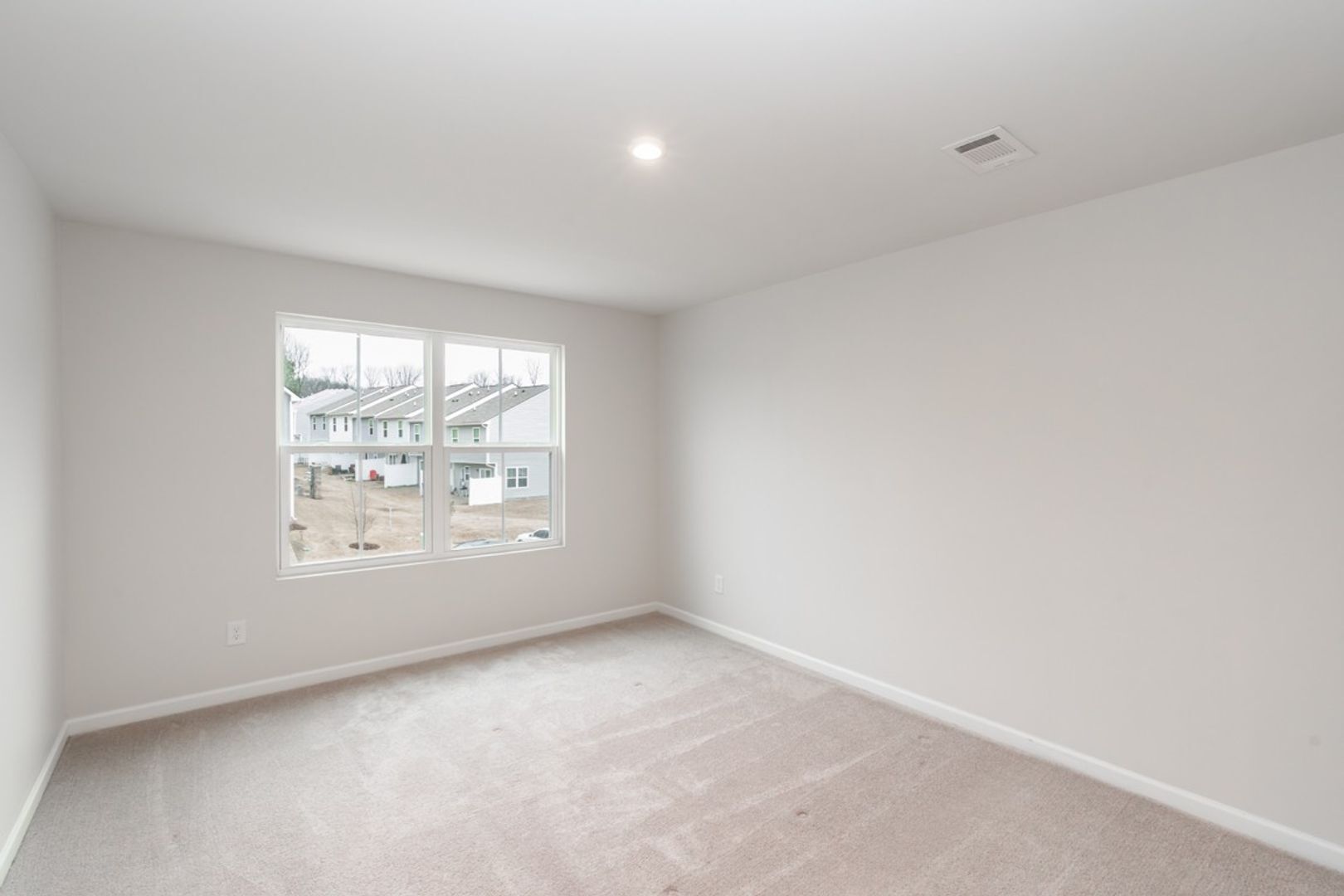 Building Photo - 404 Deer Meadow Ln
