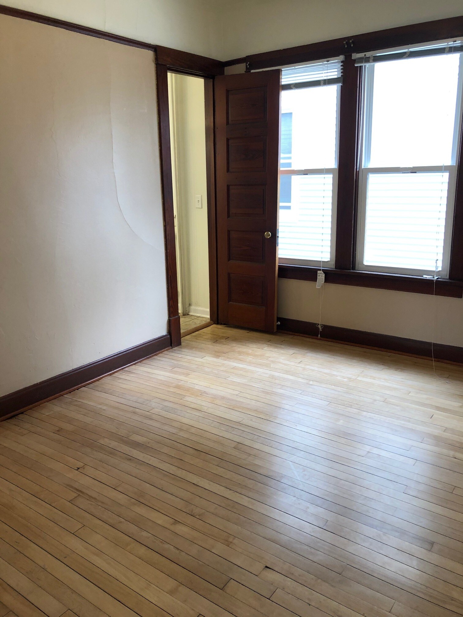 Building Photo - 1107 E Gorham St