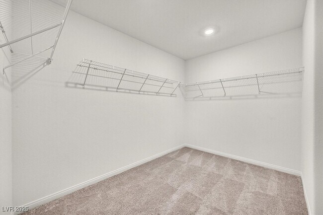 Building Photo - 7016 Bard Ave