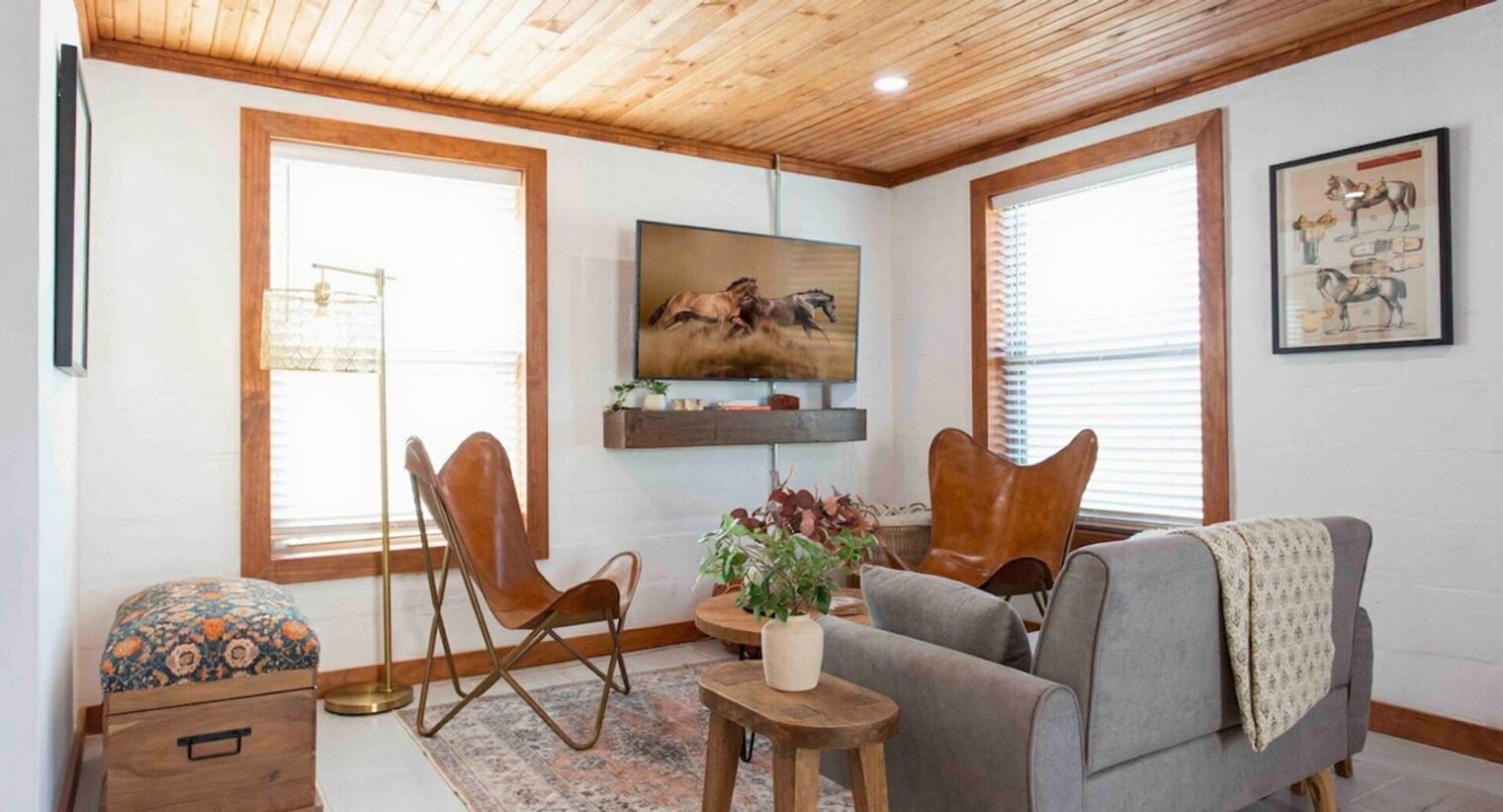 Building Photo - 227 S Hudson St