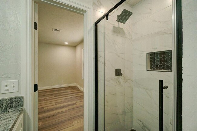 Building Photo - 6500 N Luther Rd