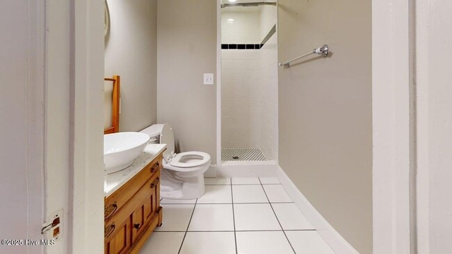 Building Photo - The Heart of Downtown