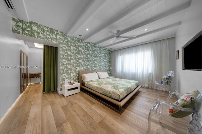 Building Photo - 1141 NE 90th St