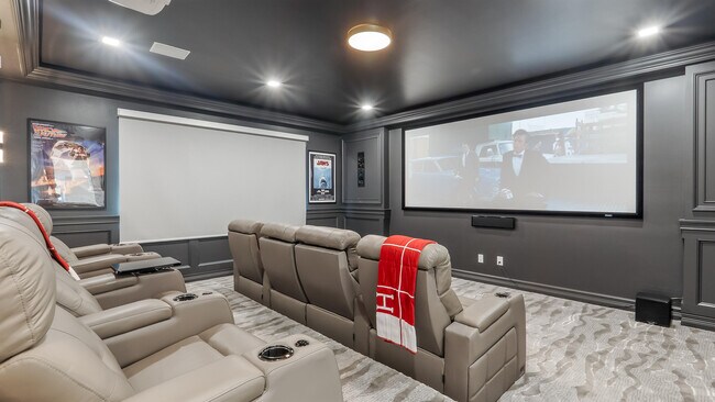 Building Photo - 17400 Rosella Rd