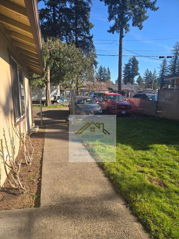 Building Photo - 3405 SE 150th Ave