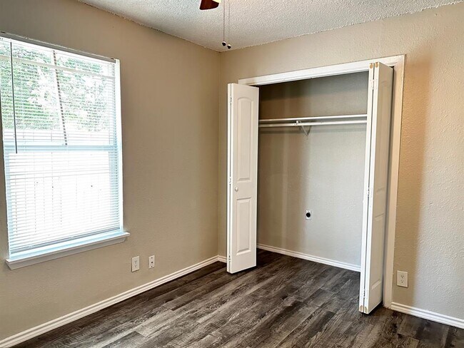 Building Photo - 6110 Wheless Cove