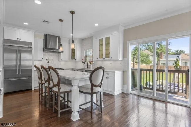 Building Photo - Modern Colonial Single-Family Home