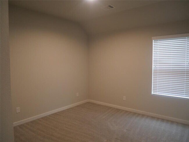 Building Photo - 2722 Oakleaf Ash Ln