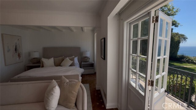Building Photo - 605 Paseo Del Mar