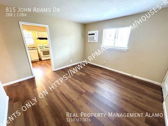 Building Photo - **MOVE-IN SPECIAL** AVAILABLE NOW! 2 Bedro...