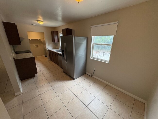 Building Photo - 3 Bed / 2 Bath Single-Family Home Near Downtown Eustis