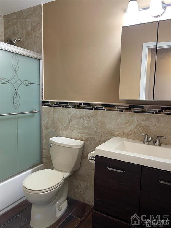 Building Photo - 401 Hadleigh Ln